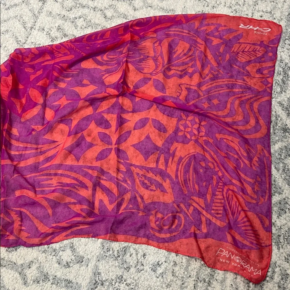 Panorama New York City Red and Purple Scarf